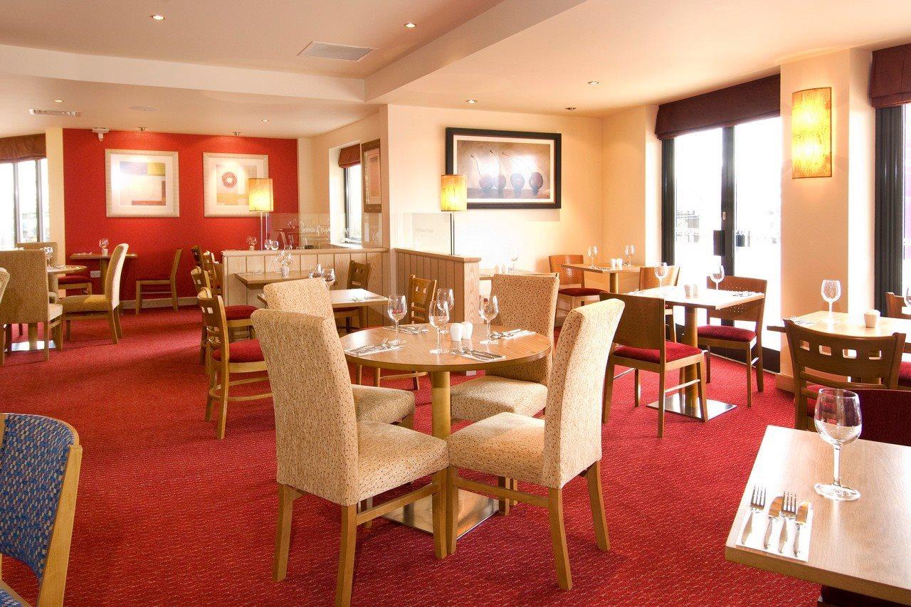 Premier Inn Cambridge Girton  Экстерьер фото