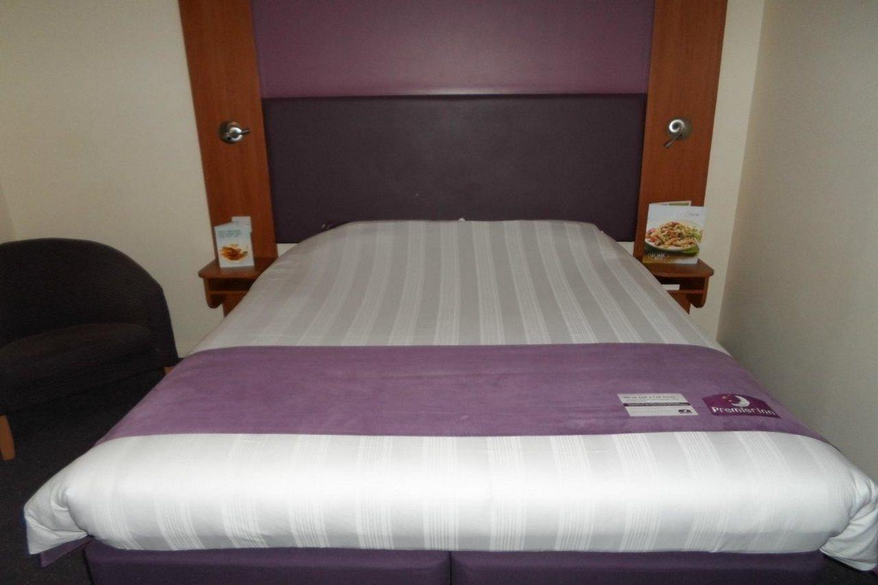 Premier Inn Cambridge Girton  Экстерьер фото