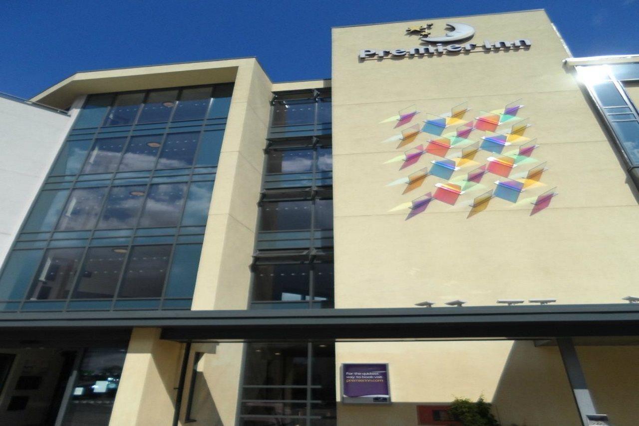 Premier Inn Cambridge Girton  Экстерьер фото